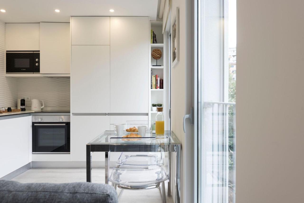 Lovelystay - Modern Loft With Gym & Free Parking Minutes Away From Cbd Porto Dış mekan fotoğraf