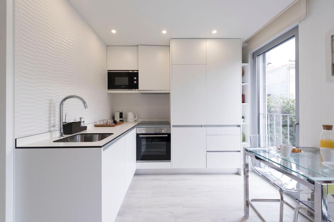 Lovelystay - Modern Loft With Gym & Free Parking Minutes Away From Cbd Porto Dış mekan fotoğraf