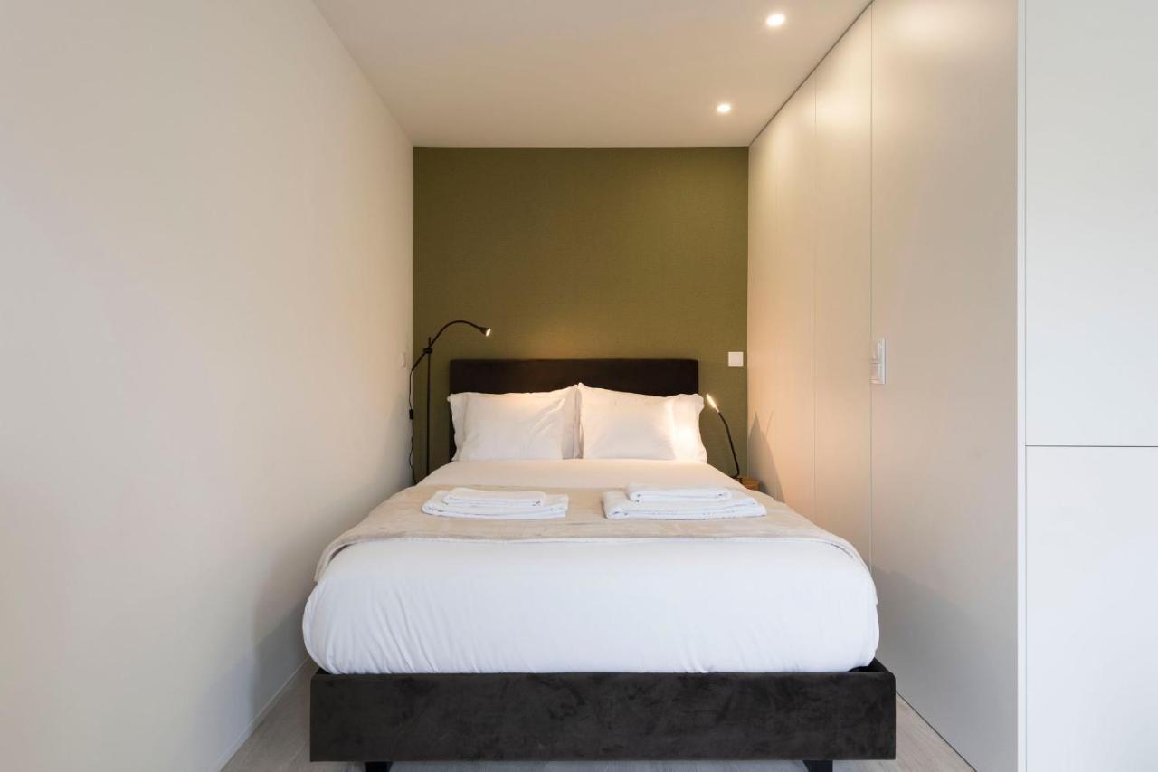 Lovelystay - Modern Loft With Gym & Free Parking Minutes Away From Cbd Porto Dış mekan fotoğraf
