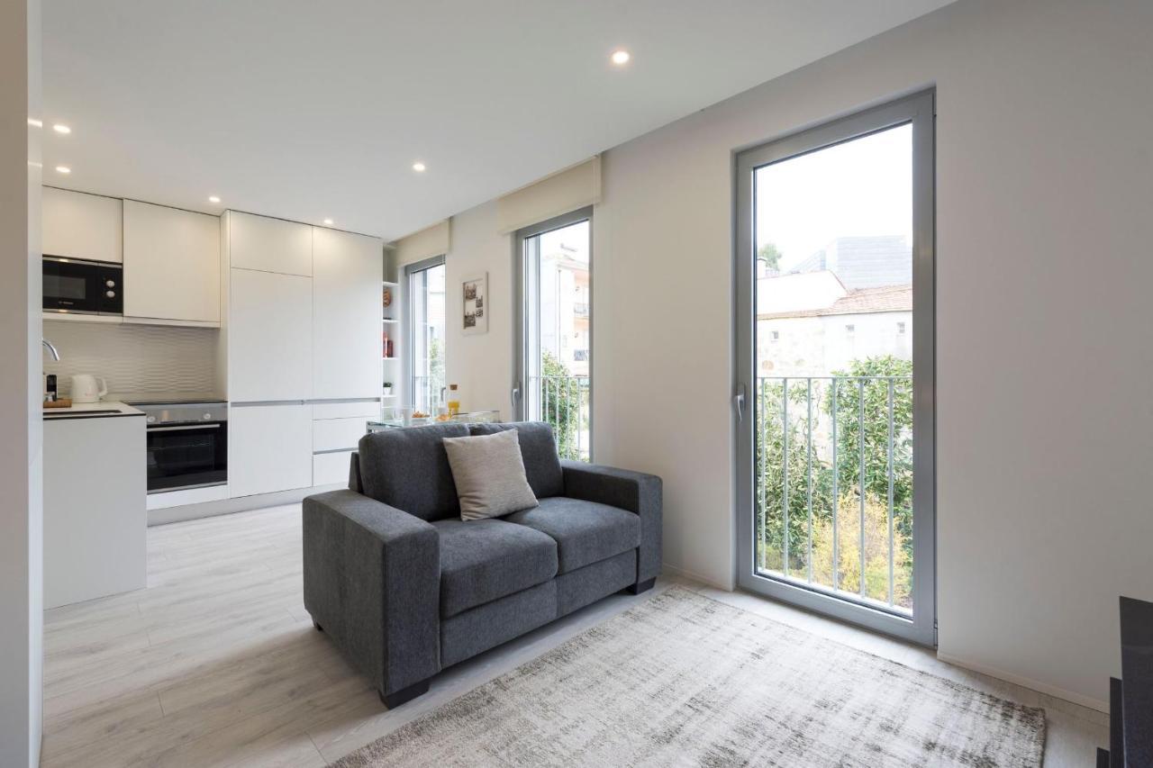 Lovelystay - Modern Loft With Gym & Free Parking Minutes Away From Cbd Porto Dış mekan fotoğraf