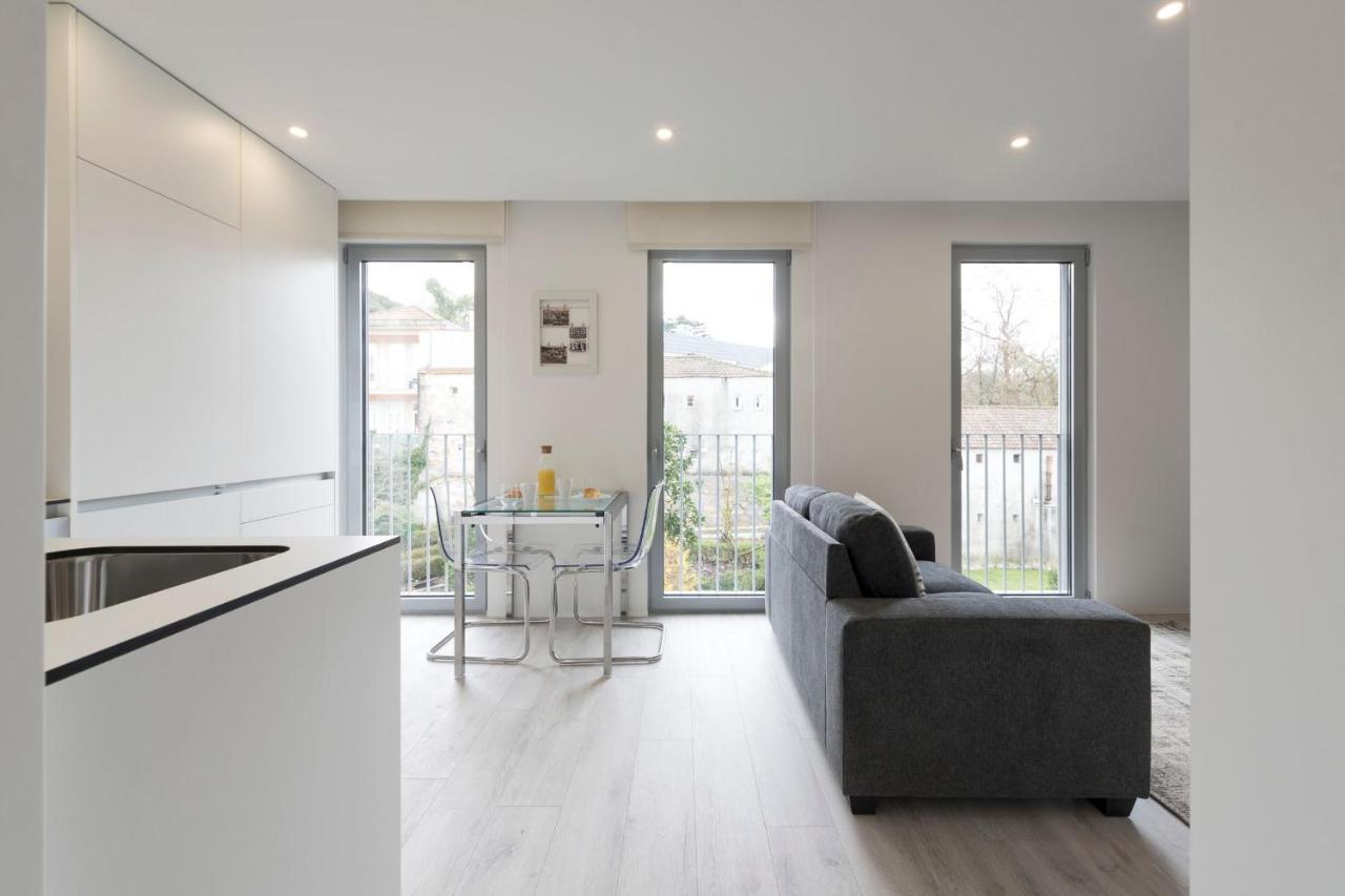 Lovelystay - Modern Loft With Gym & Free Parking Minutes Away From Cbd Porto Dış mekan fotoğraf
