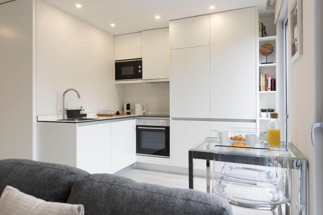 Lovelystay - Modern Loft With Gym & Free Parking Minutes Away From Cbd Porto Dış mekan fotoğraf