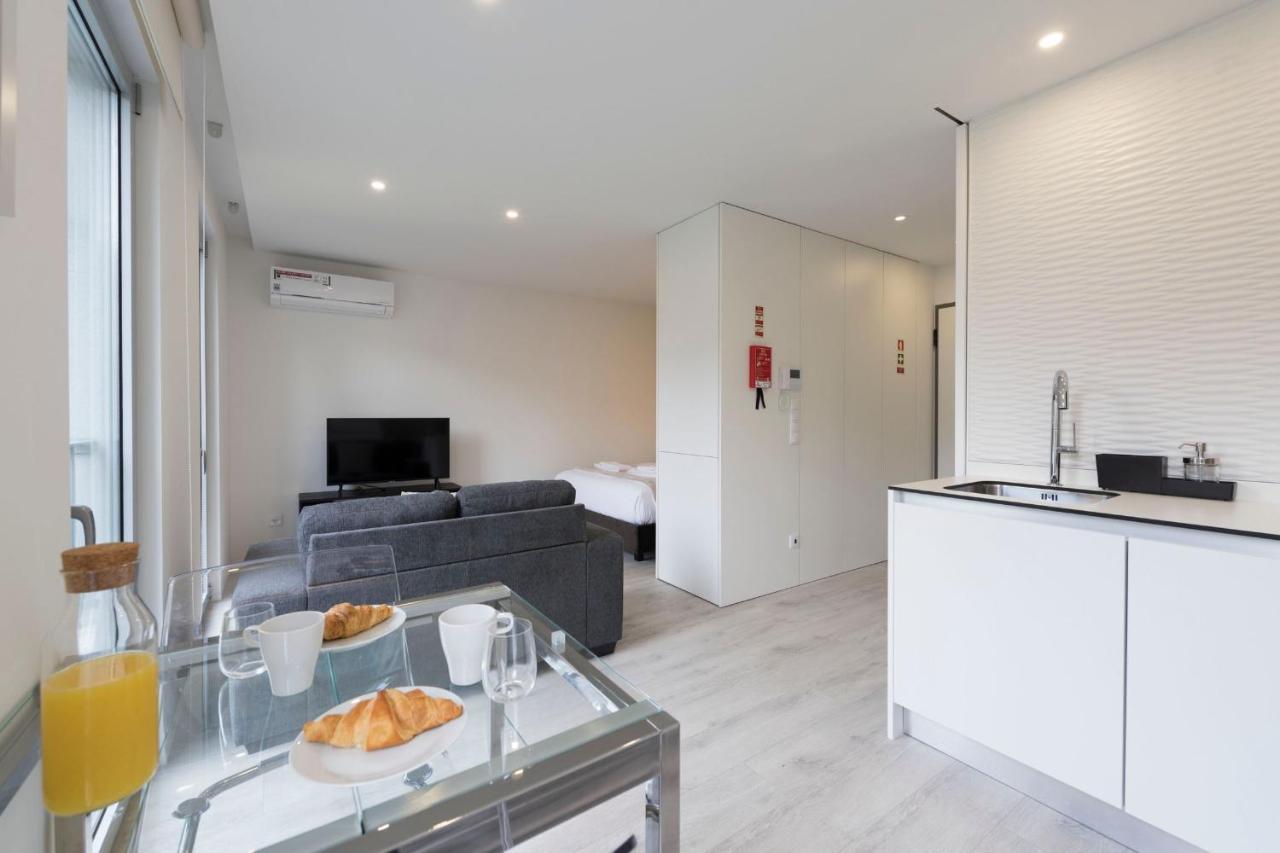 Lovelystay - Modern Loft With Gym & Free Parking Minutes Away From Cbd Porto Dış mekan fotoğraf